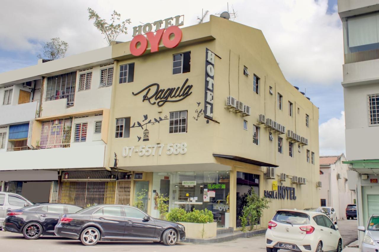 Oyo-90028拉古拉酒店 新山 外观 照片