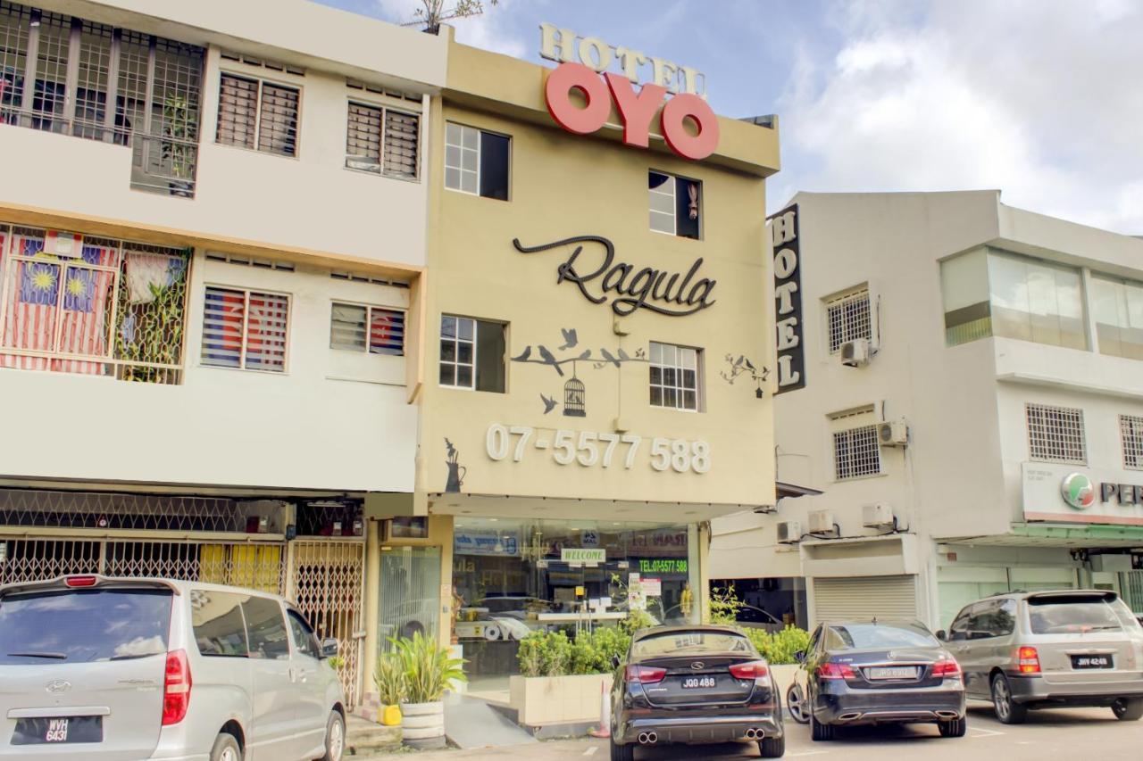 Oyo-90028拉古拉酒店 新山 外观 照片